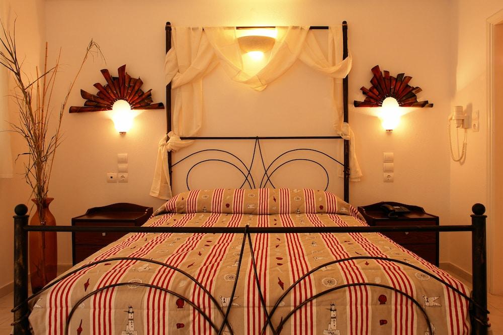 كارافوستاسيس Vardia Bay Studios المظهر الخارجي الصورة