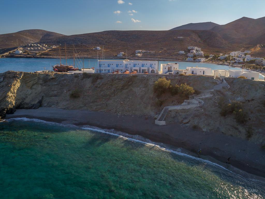 كارافوستاسيس Vardia Bay Studios المظهر الخارجي الصورة